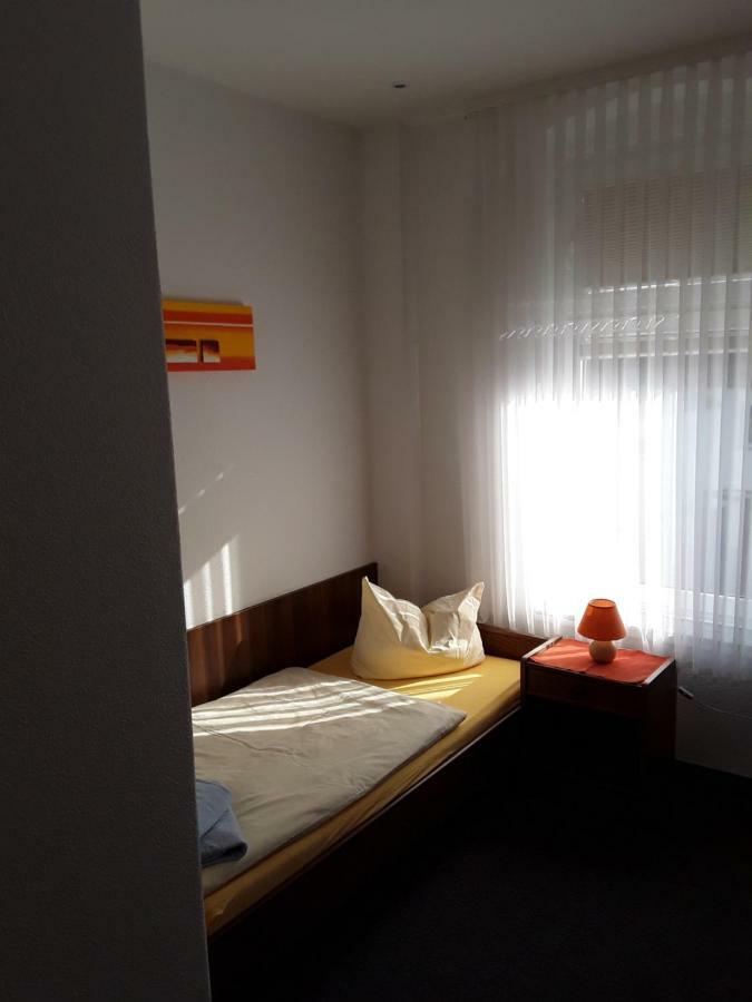 Goldener Anker Hotel Genthin Buitenkant foto